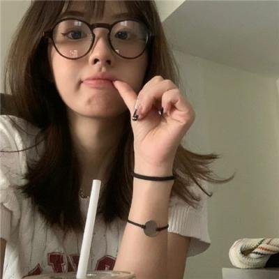 强袭魔女第一季